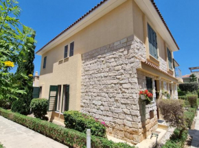 Cyprus Townhouse Queen Bed Pool Patio Air FreeP